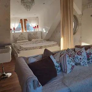 Apartman Mitten Im Schoenen Frankenland Németország
