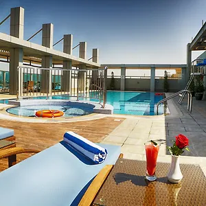 Rose Park - Al Barsha, Opposite Metro Station Отель Дубай