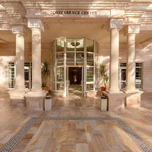 Moevenpick & Residences אתר נופש